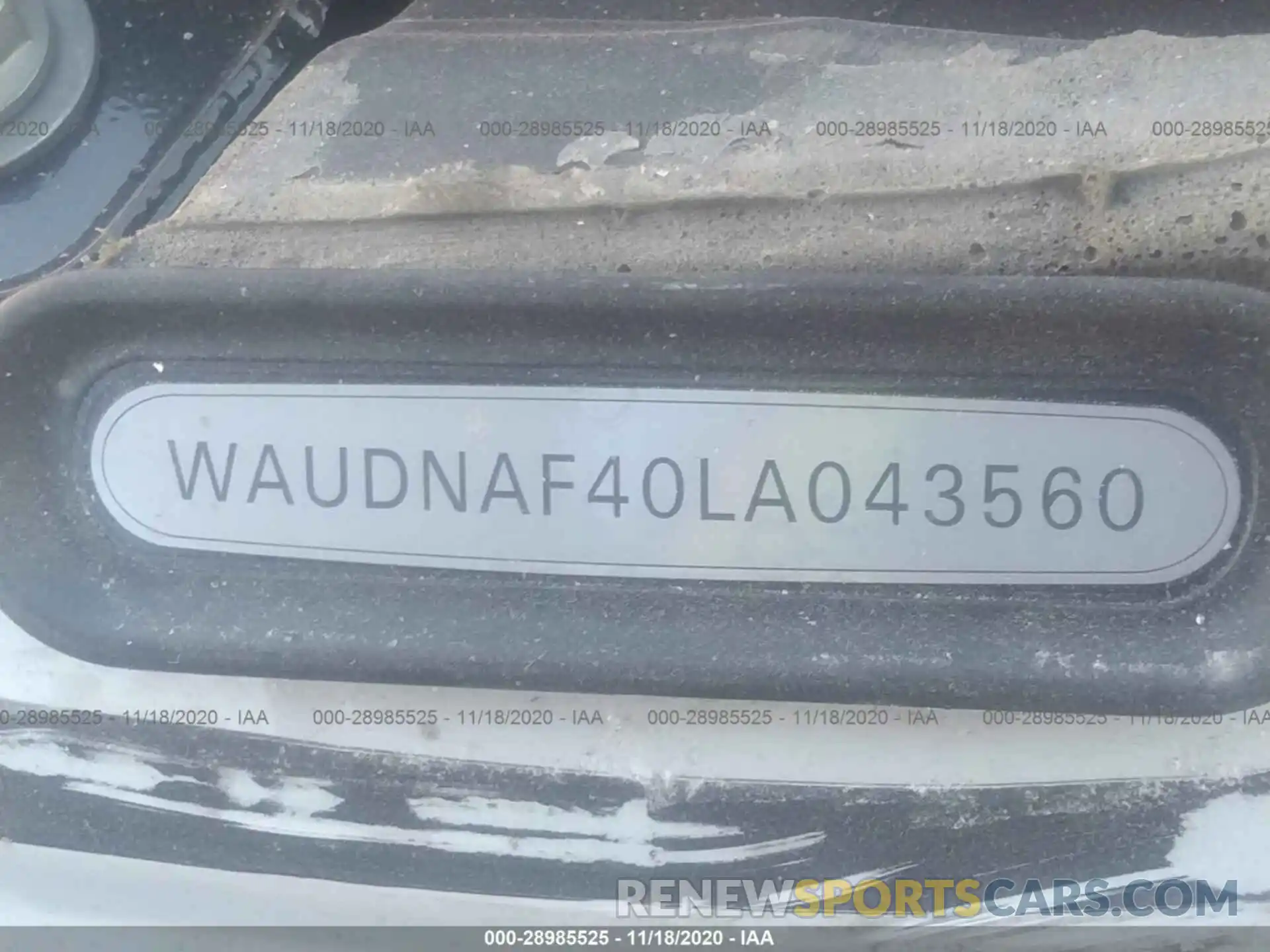 9 Фотография поврежденного автомобиля WAUDNAF40LA043560 AUDI A4 2020