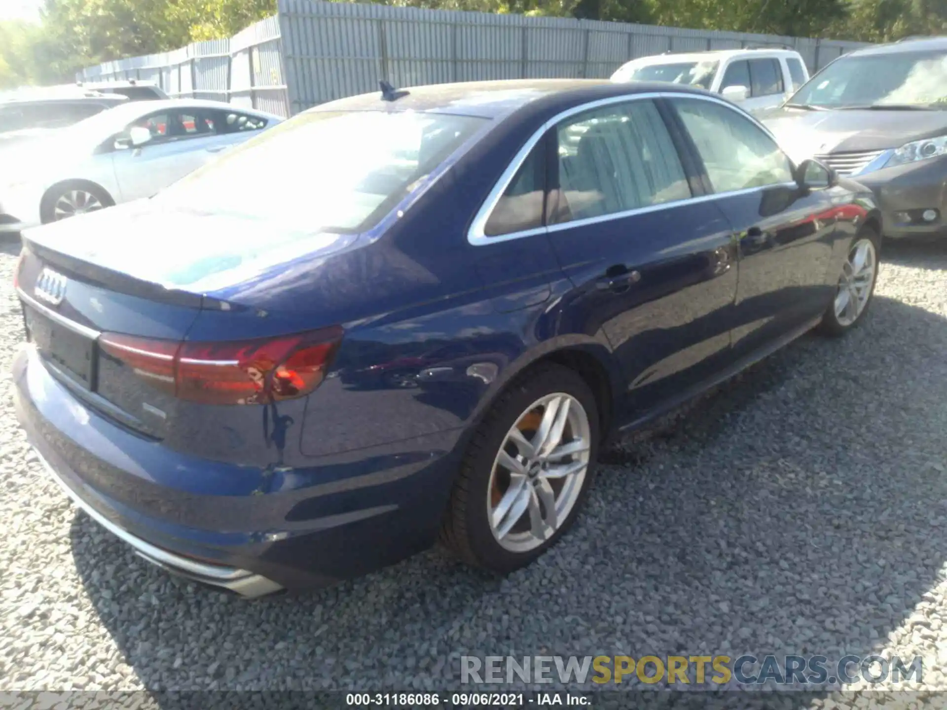 4 Фотография поврежденного автомобиля WAUDNAF45LN008487 AUDI A4 2020