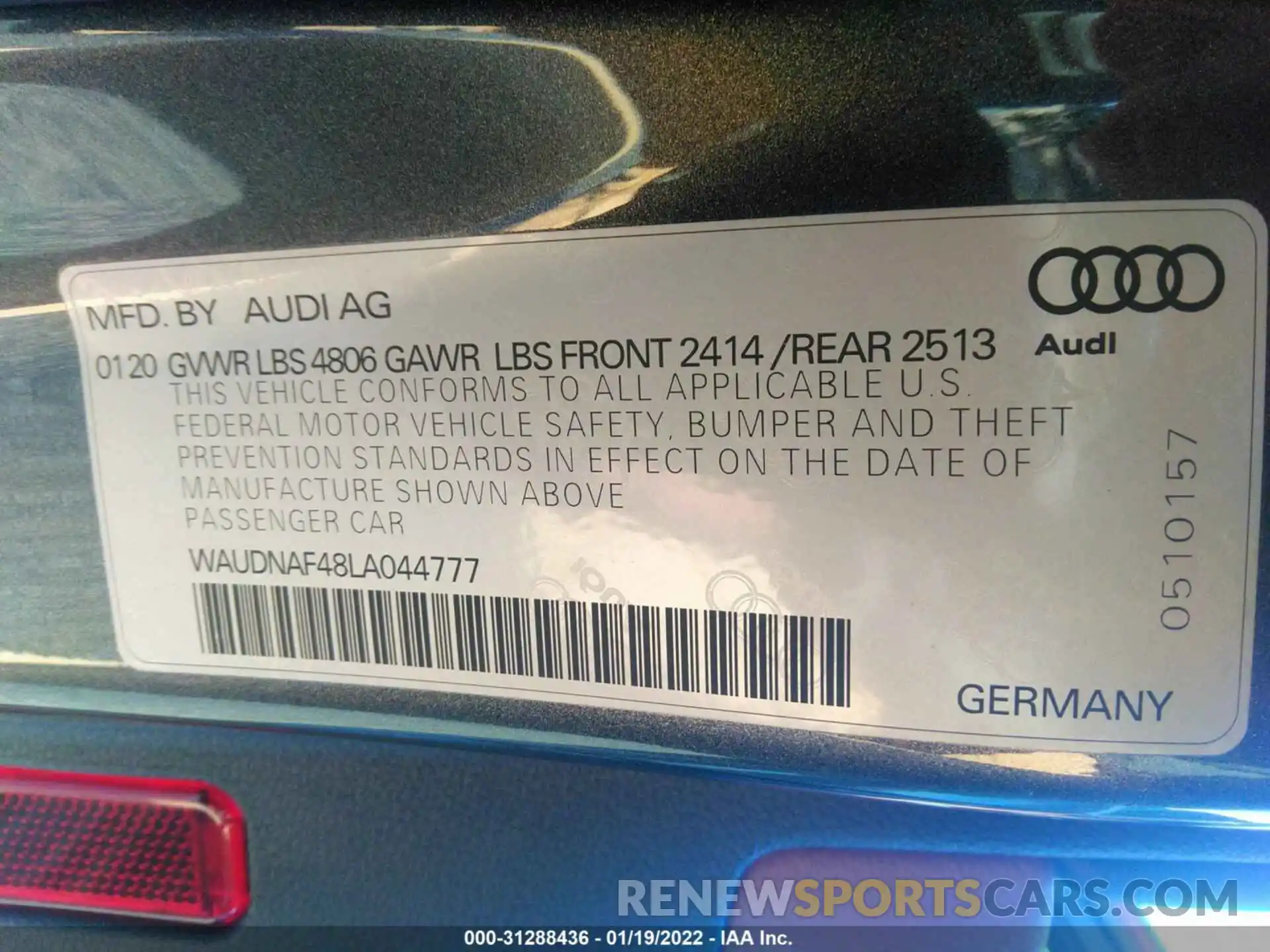 9 Photograph of a damaged car WAUDNAF48LA044777 AUDI A4 2020