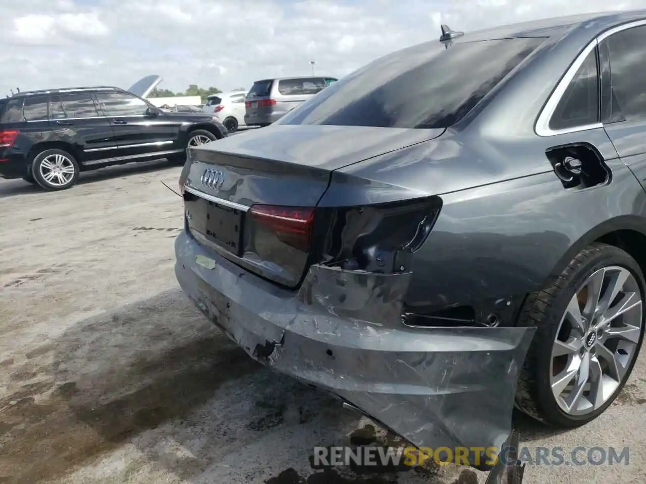 9 Photograph of a damaged car WAUENAF41LA039313 AUDI A4 2020