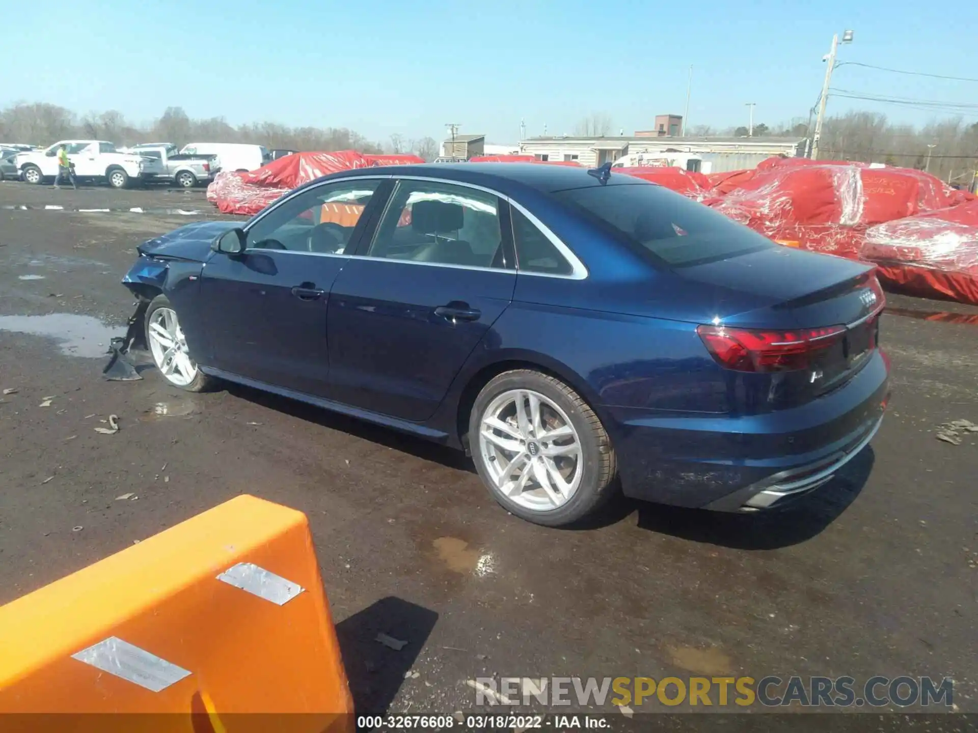 3 Фотография поврежденного автомобиля WAUENAF41LA040526 AUDI A4 2020