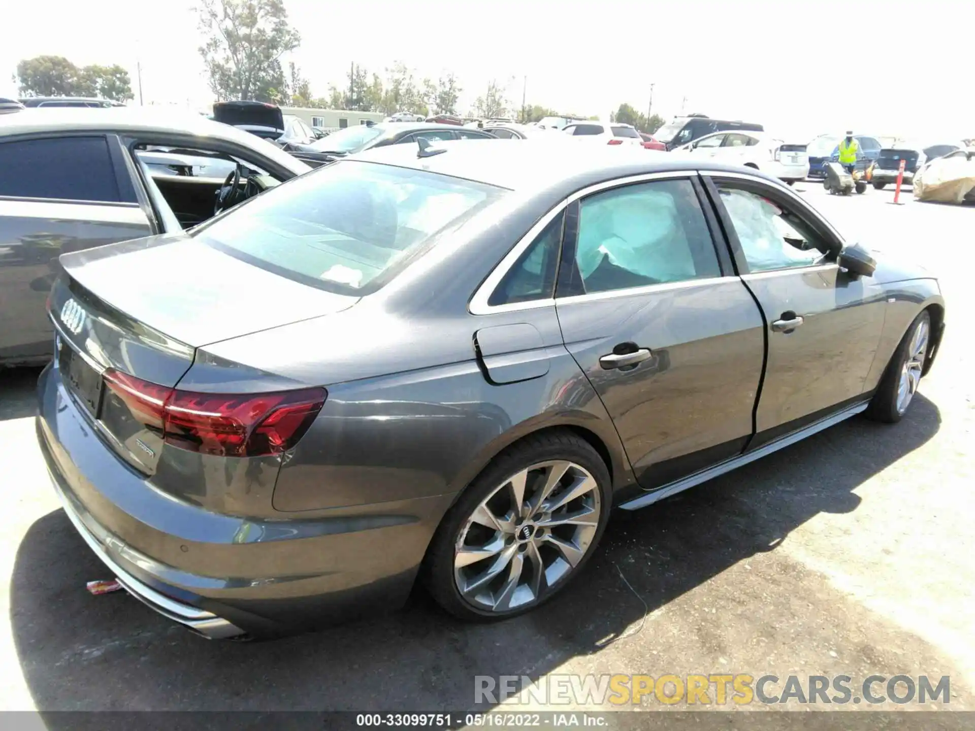 4 Фотография поврежденного автомобиля WAUENAF46LA059993 AUDI A4 2020