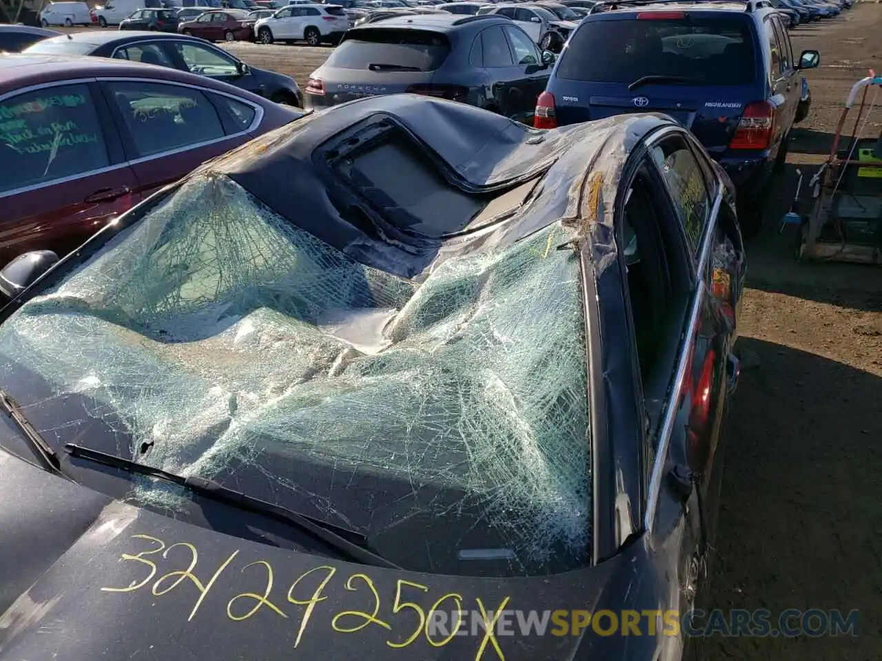 9 Photograph of a damaged car WAUENAF47LN010780 AUDI A4 2020