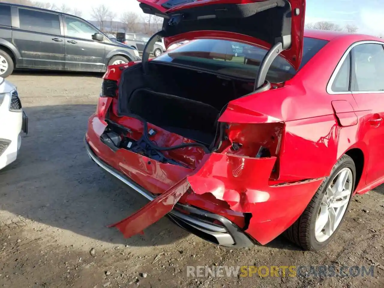 9 Photograph of a damaged car WAUENAF4XLA073427 AUDI A4 2020