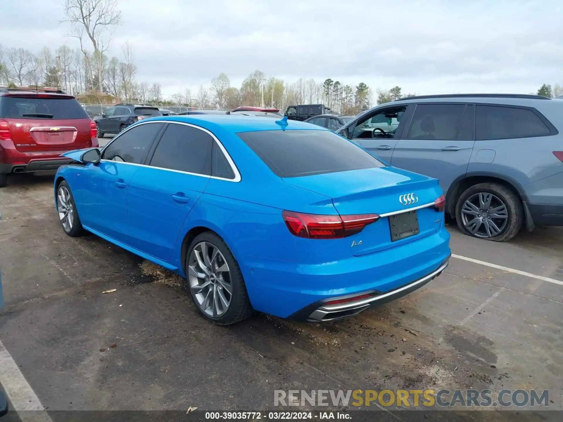 3 Фотография поврежденного автомобиля WAUFNAF46LN003713 AUDI A4 2020