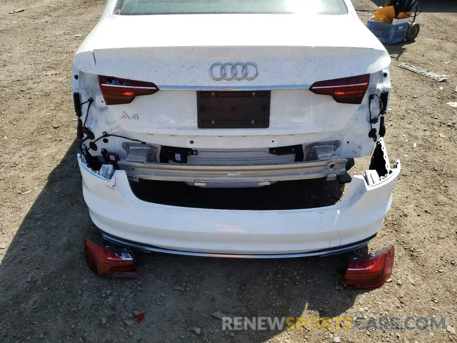 9 Photograph of a damaged car WAUGMAF43LN004017 AUDI A4 2020