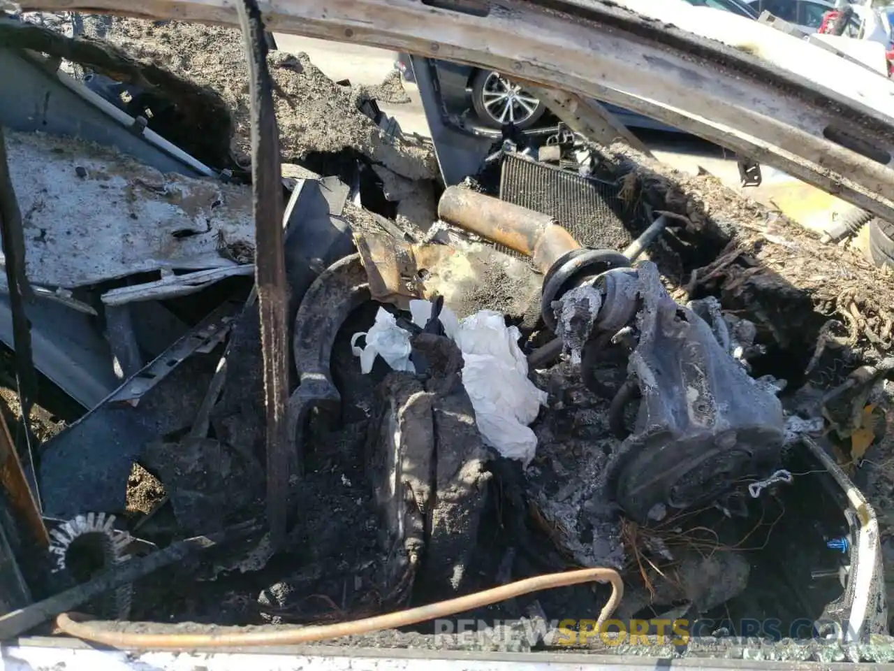 5 Photograph of a damaged car WA17AAF47MA003242 AUDI A4 2021