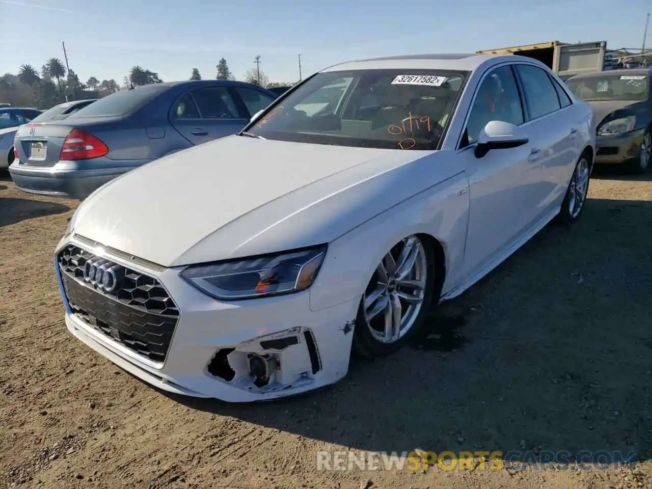 2 Photograph of a damaged car WAUEAAF40MA019292 AUDI A4 2021