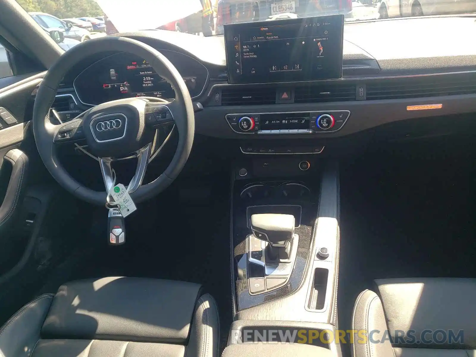 9 Фотография поврежденного автомобиля WAUEAAF40MA026257 AUDI A4 2021