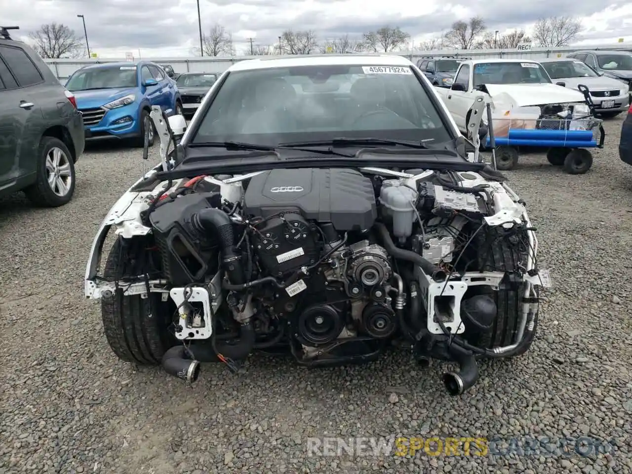 5 Photograph of a damaged car WAUEAAF40MA086748 AUDI A4 2021