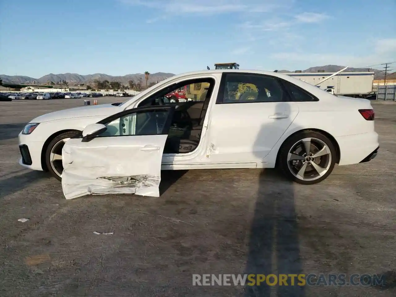 9 Photograph of a damaged car WAUEAAF42MN012823 AUDI A4 2021