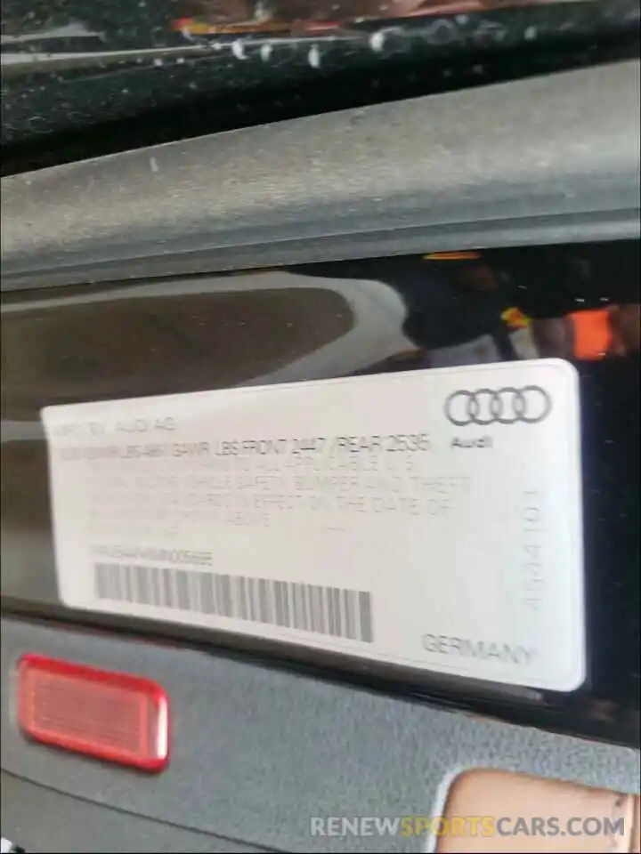 10 Фотография поврежденного автомобиля WAUEAAF46MN005695 AUDI A4 2021