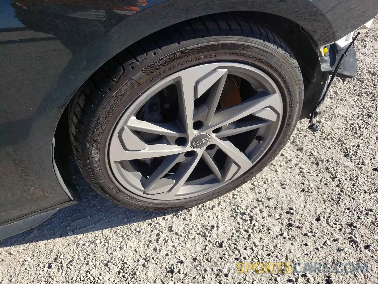 9 Фотография поврежденного автомобиля WAUEAAF46MN010489 AUDI A4 2021