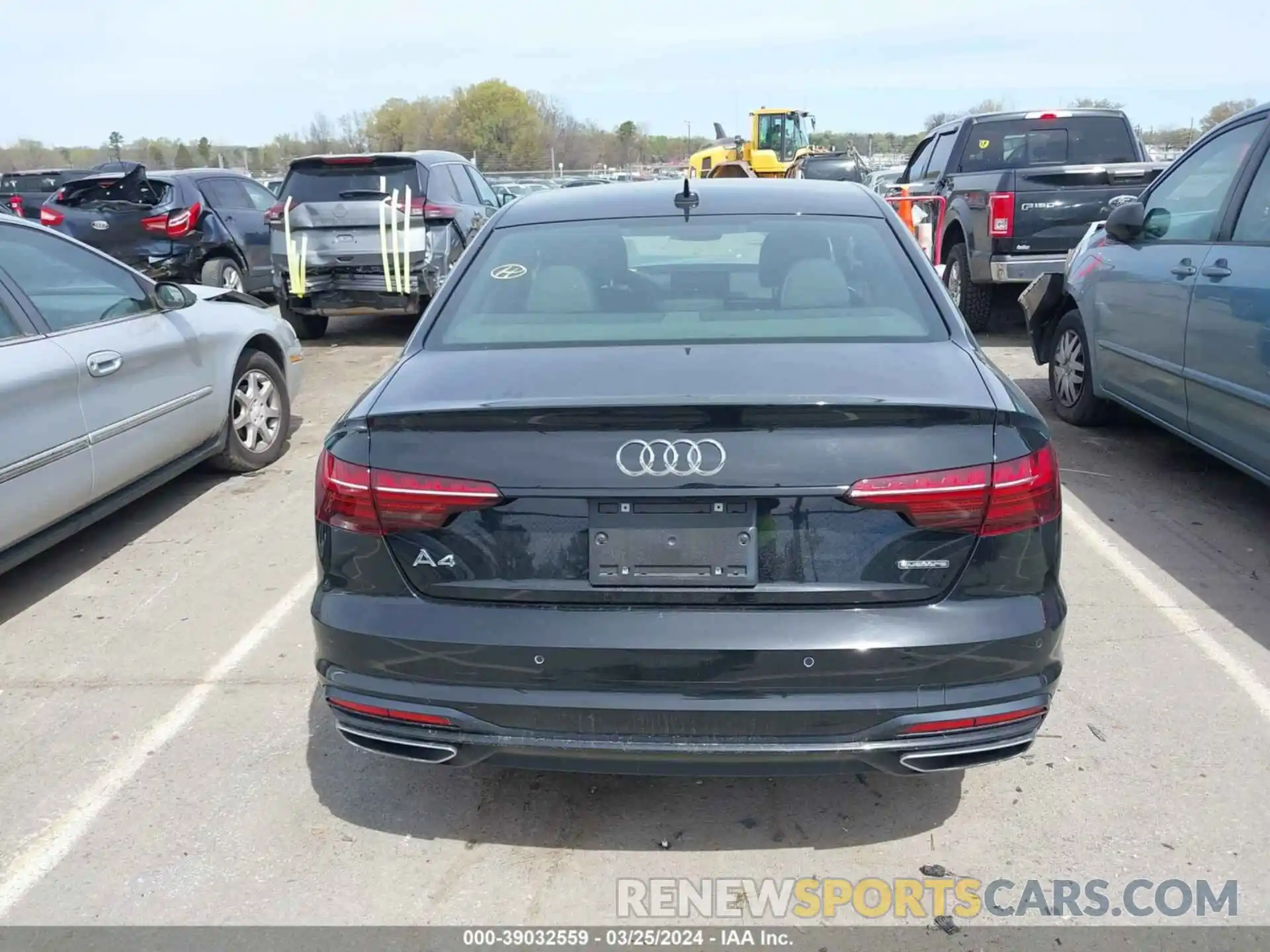 16 Photograph of a damaged car WAUEAAF4XMN002315 AUDI A4 2021