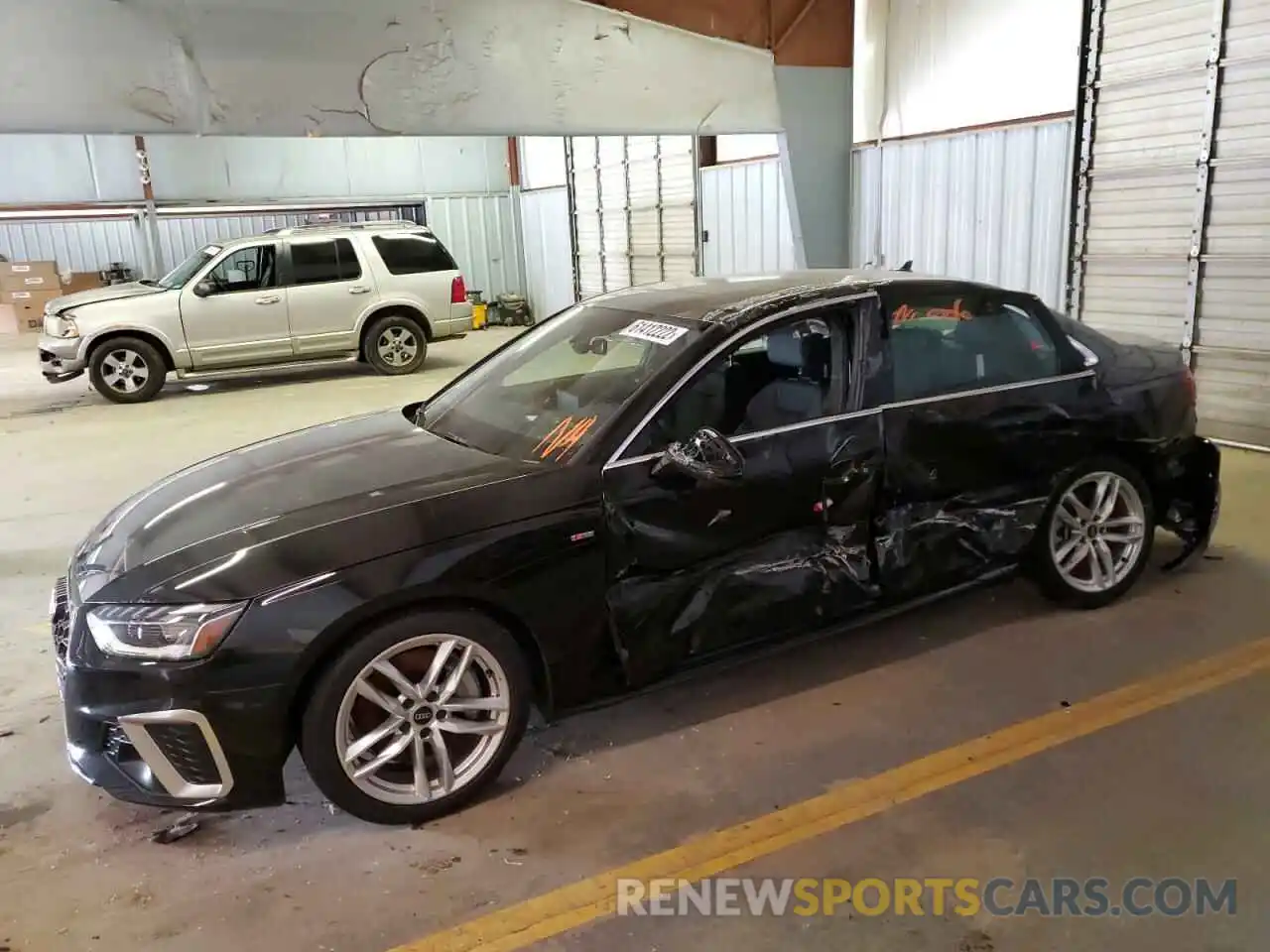 9 Photograph of a damaged car WAUEAAF43NN013495 AUDI A4 2022