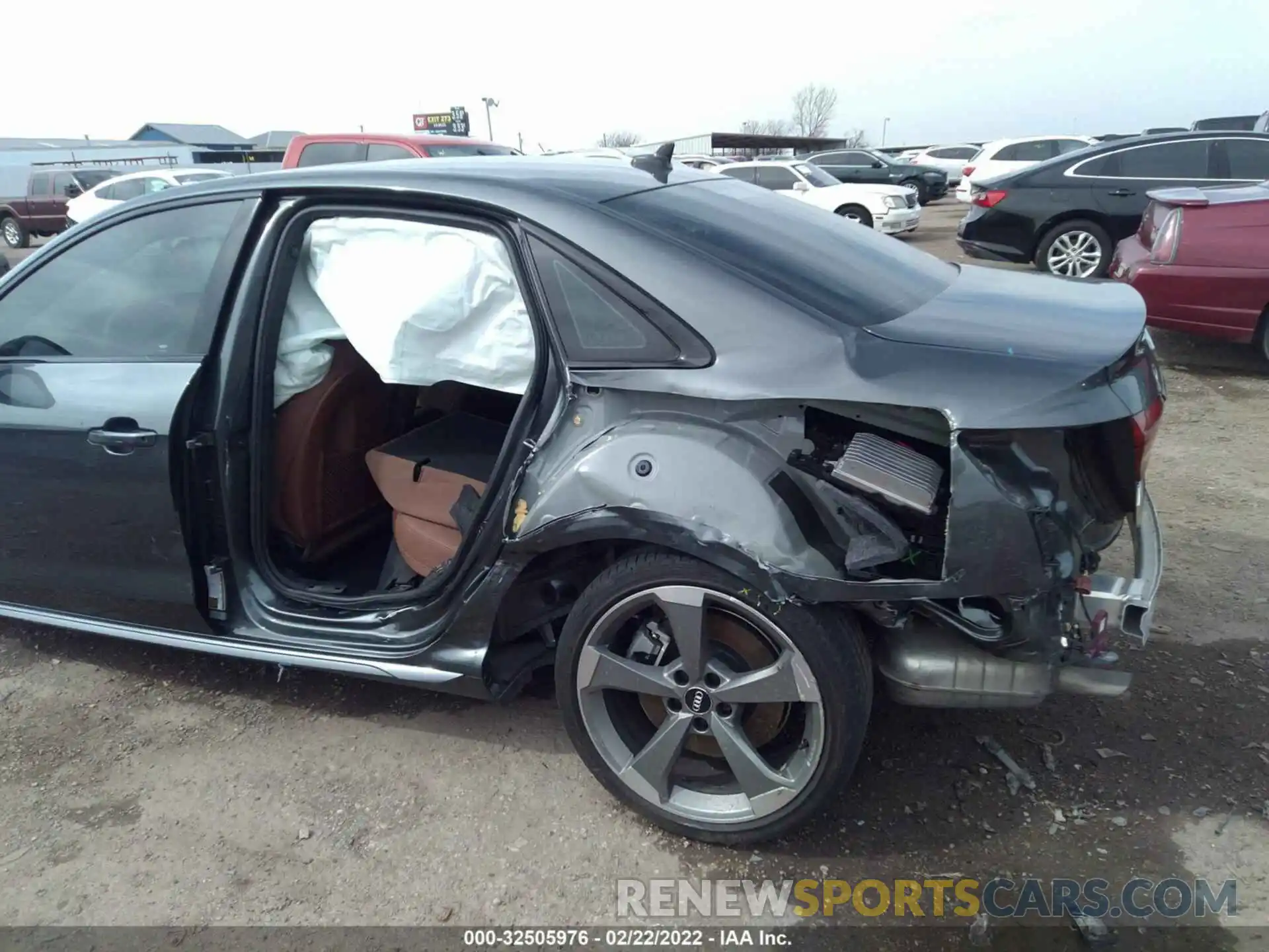 6 Photograph of a damaged car WAUEAAF40MA013380 AUDI A4 SEDAN 2021