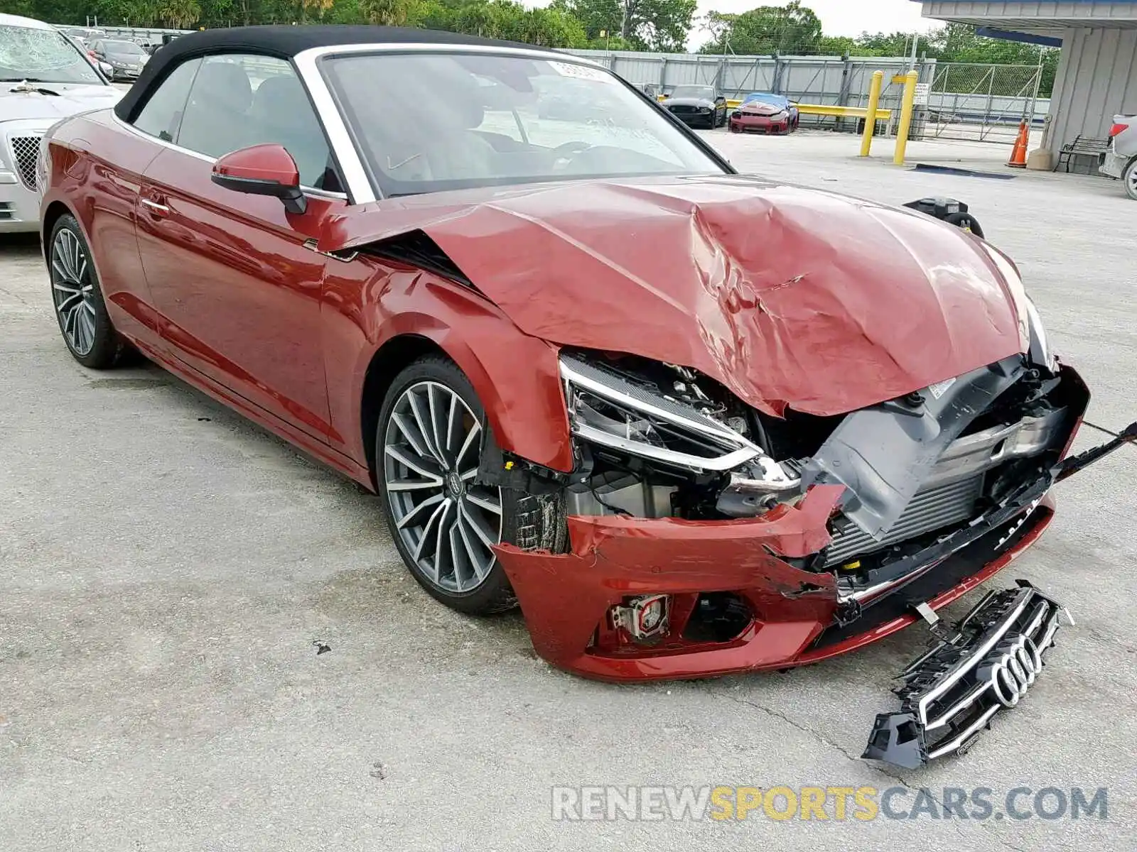 1 Photograph of a damaged car WAU2NGF58KN005939 AUDI A5 2019