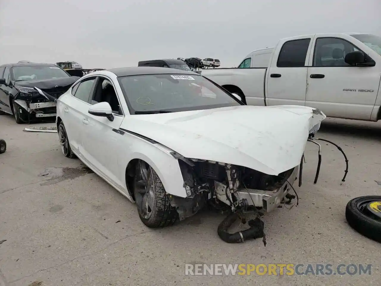 1 Photograph of a damaged car WAUANCF53KA054994 AUDI A5 2019