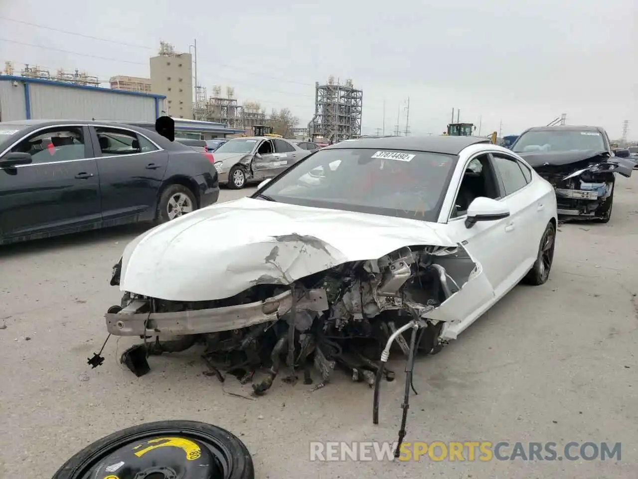 2 Photograph of a damaged car WAUANCF53KA054994 AUDI A5 2019