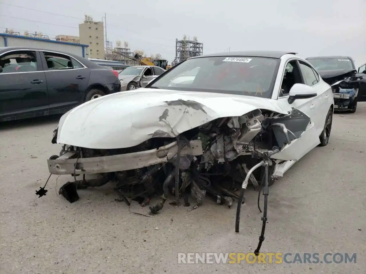 9 Photograph of a damaged car WAUANCF53KA054994 AUDI A5 2019