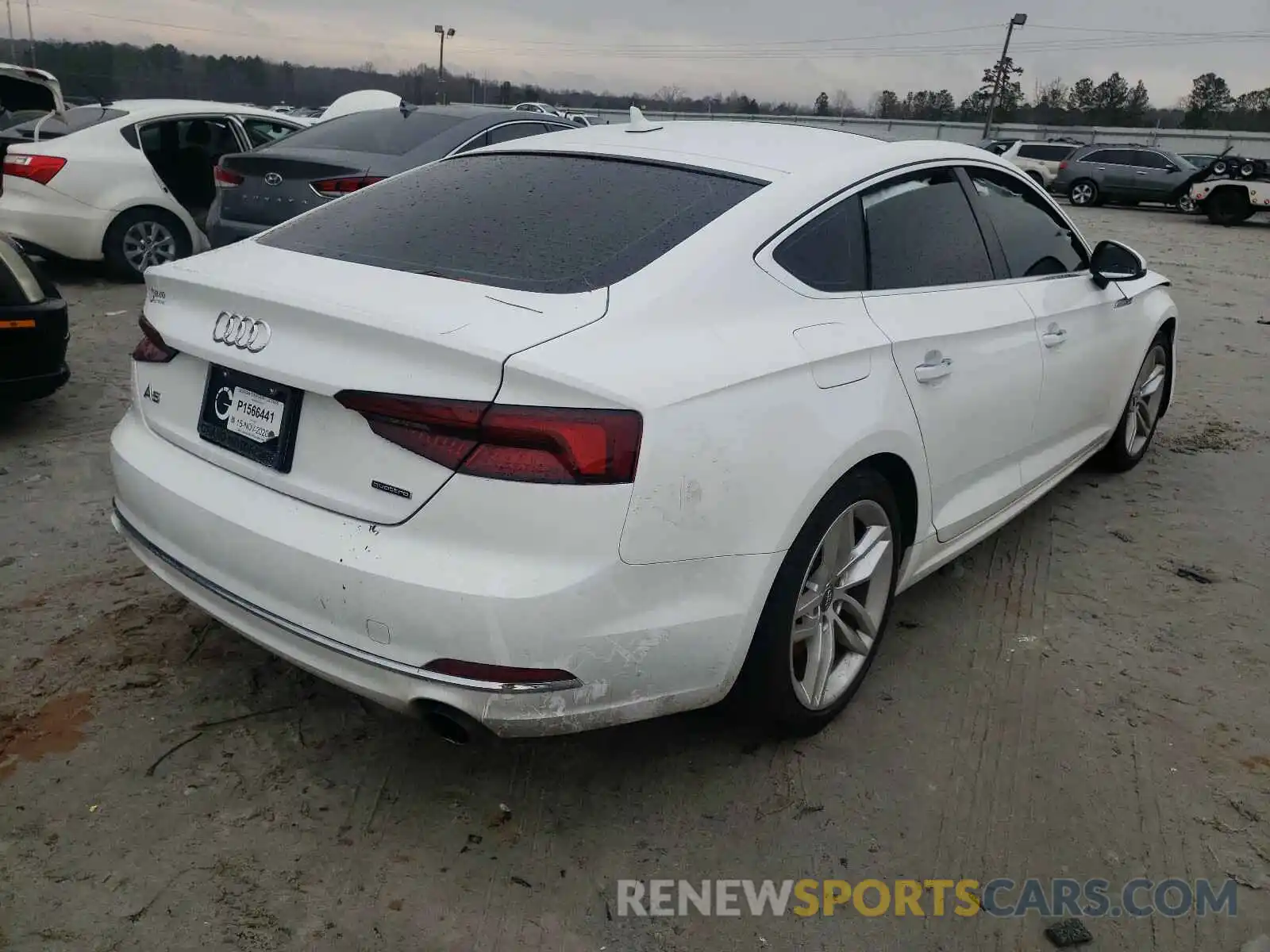 4 Фотография поврежденного автомобиля WAUANCF55KA055144 AUDI A5 2019