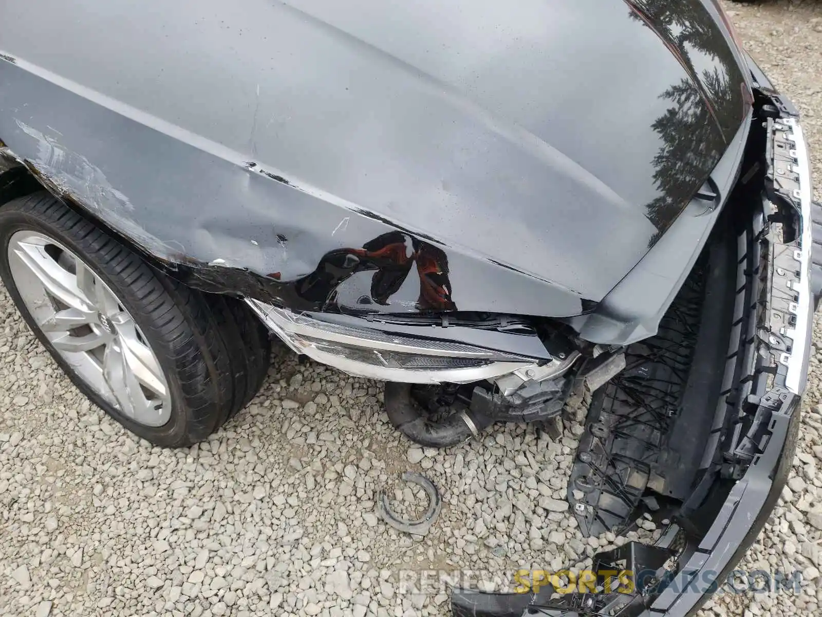 9 Photograph of a damaged car WAUANCF58KA063125 AUDI A5 2019