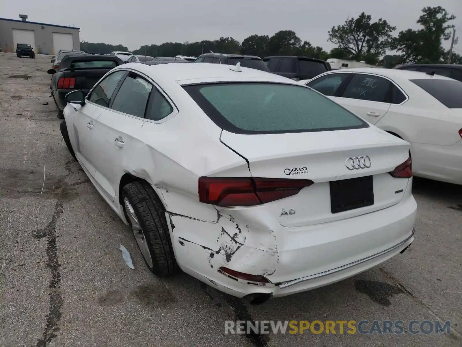 3 Photograph of a damaged car WAUANCF59KA063893 AUDI A5 2019