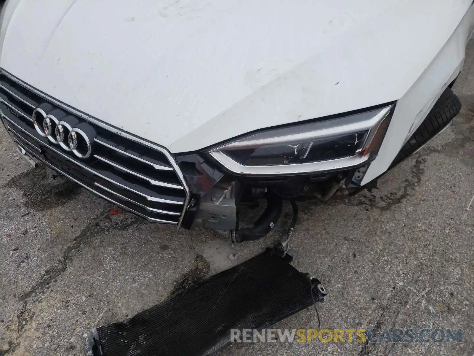 9 Photograph of a damaged car WAUANCF59KA063893 AUDI A5 2019