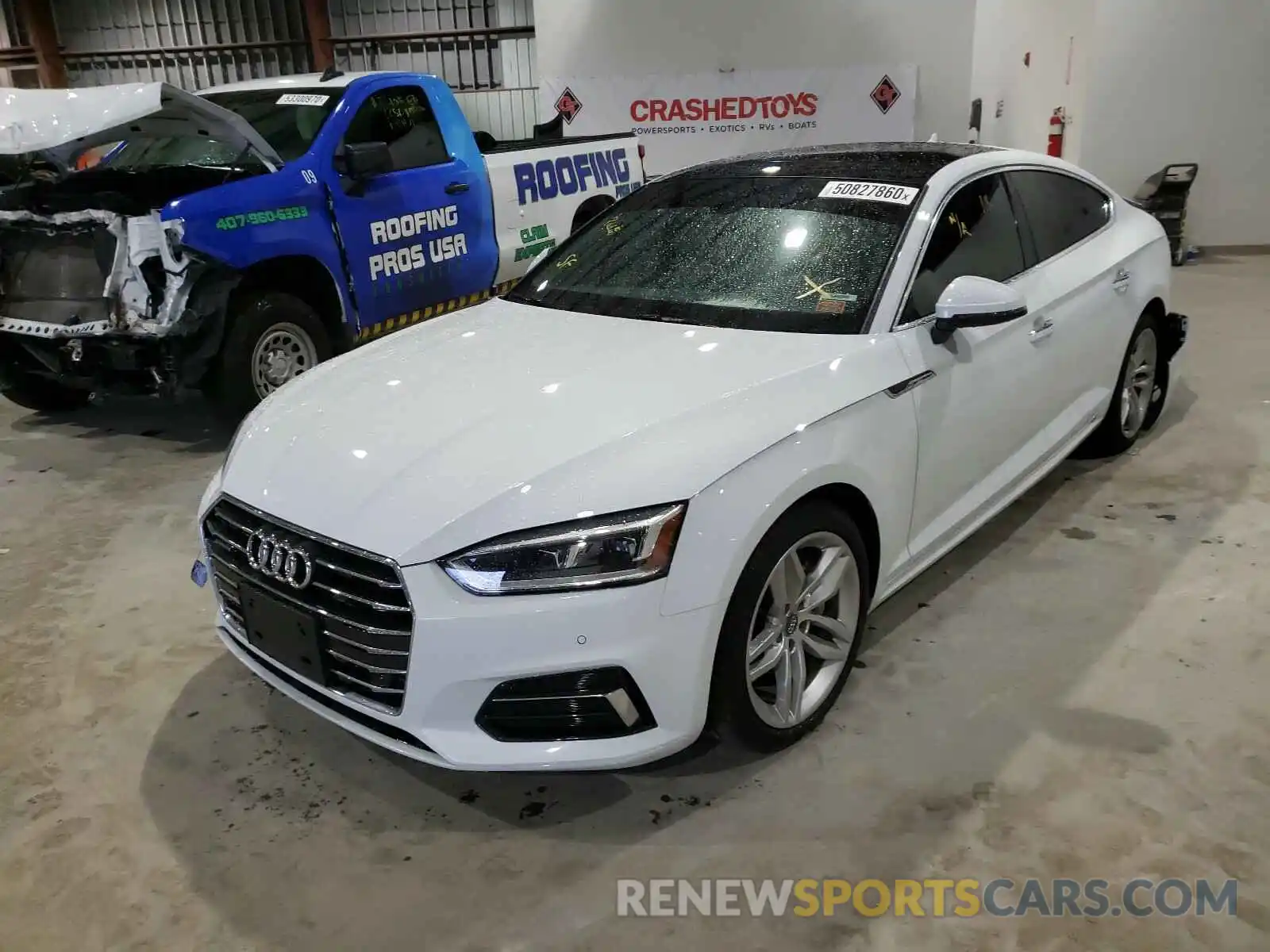 2 Фотография поврежденного автомобиля WAUBNCF59KA096008 AUDI A5 2019