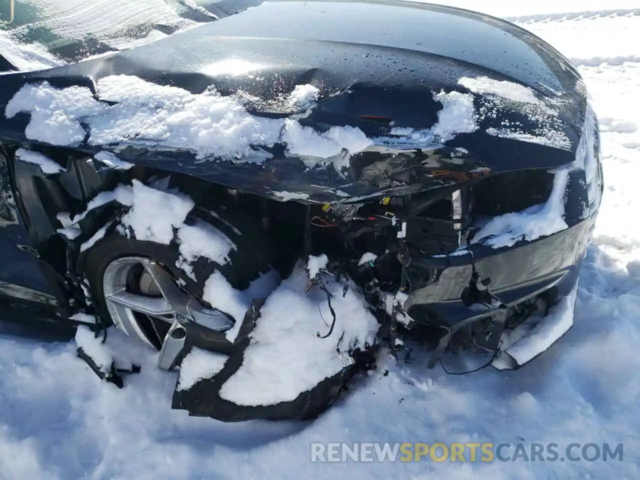 9 Photograph of a damaged car WAUENCF50KA015975 AUDI A5 2019