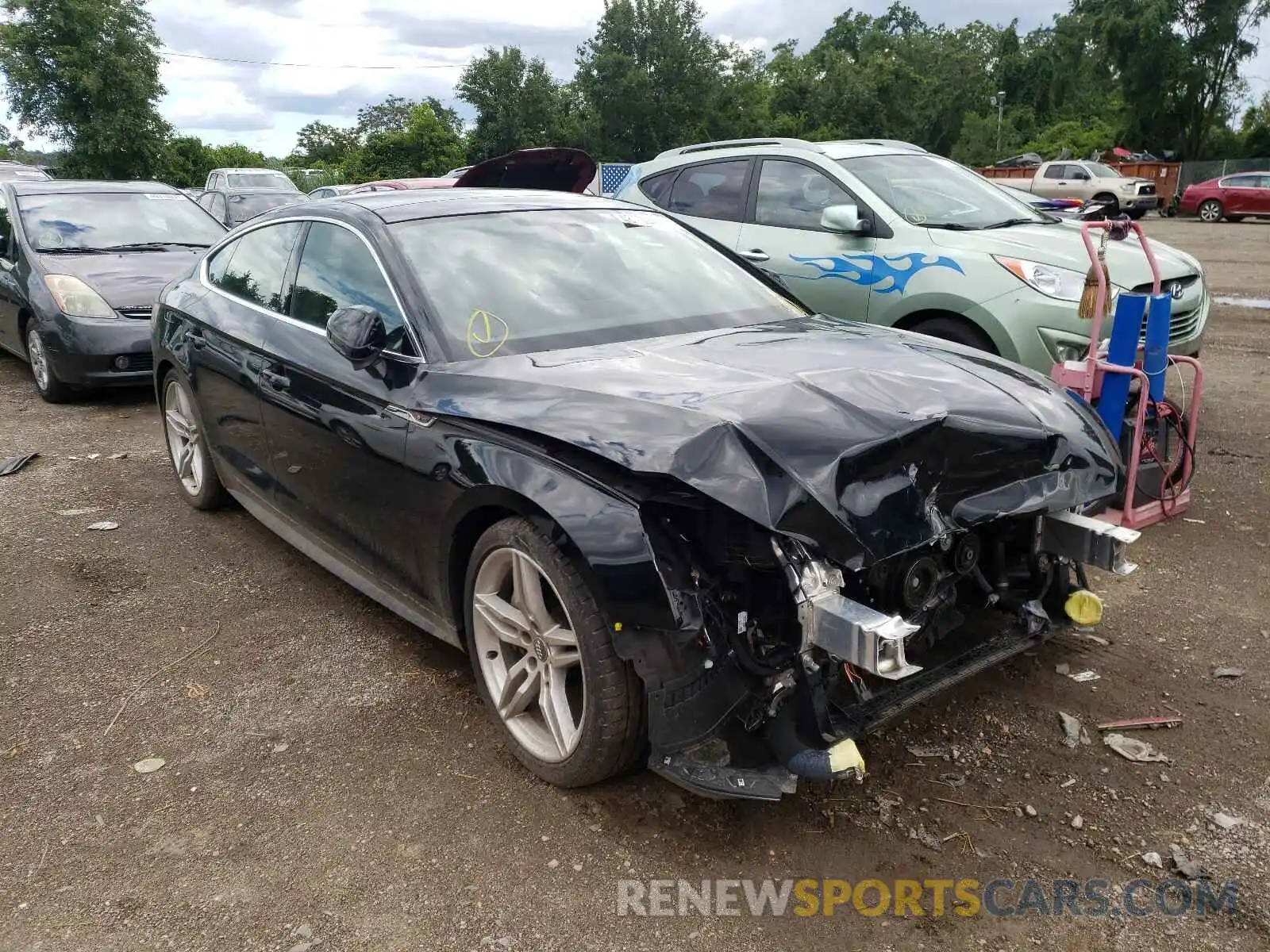 1 Photograph of a damaged car WAUENCF52KA037749 AUDI A5 2019