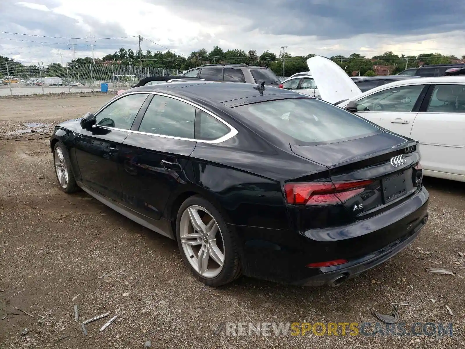 3 Фотография поврежденного автомобиля WAUENCF52KA037749 AUDI A5 2019