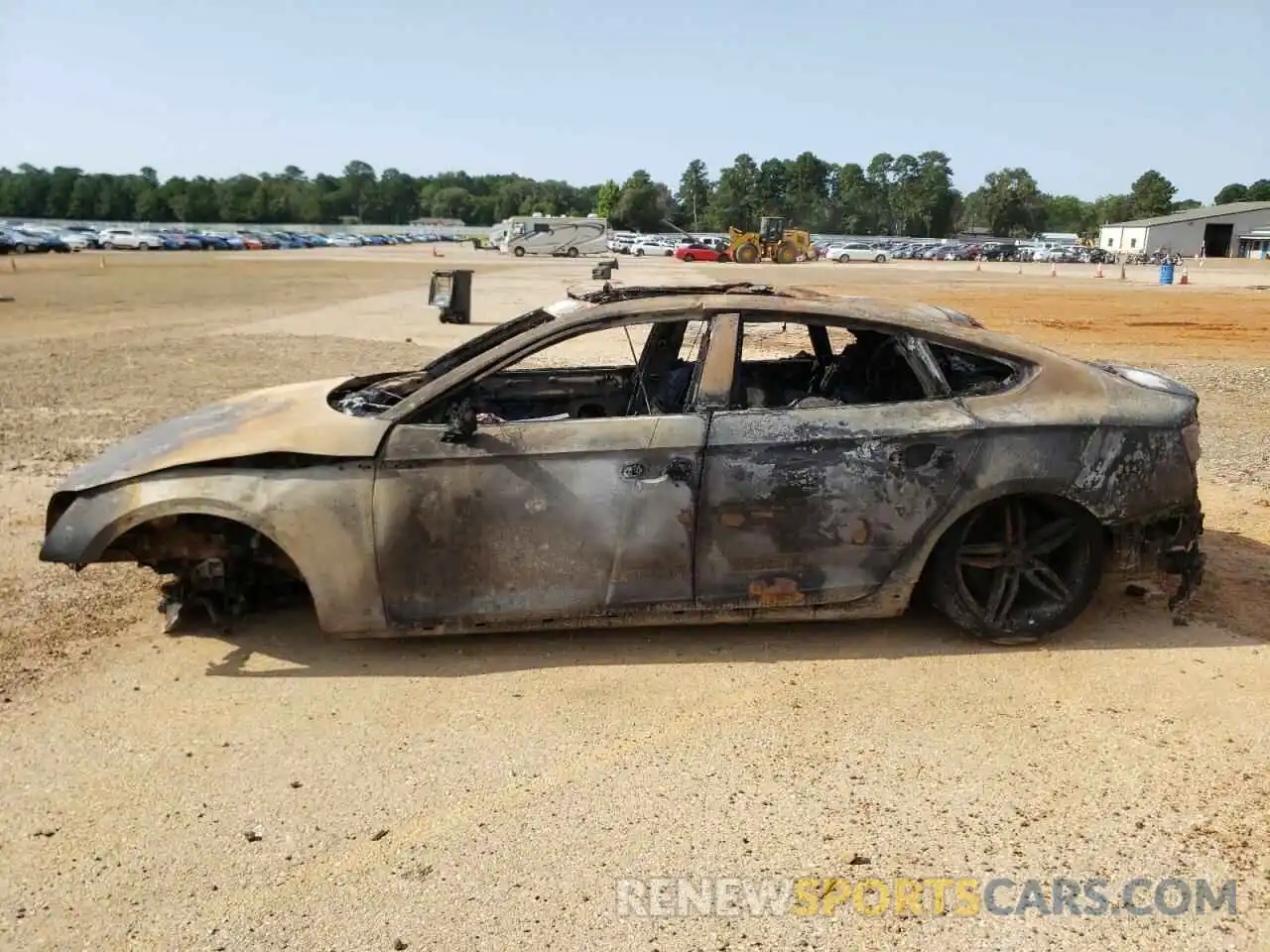 10 Photograph of a damaged car WAUENCF52KA069374 AUDI A5 2019