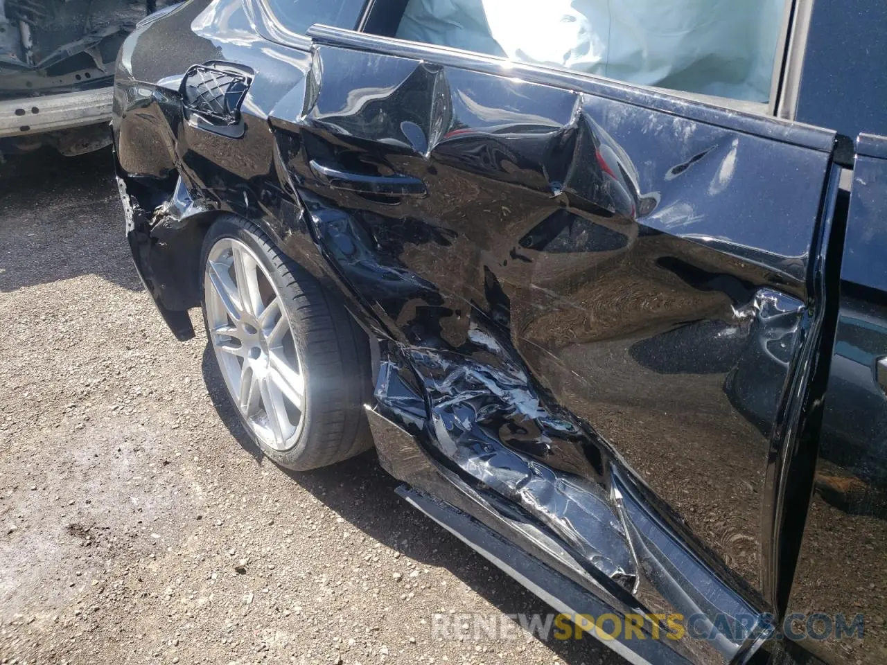 9 Photograph of a damaged car WAUENCF55KA011498 AUDI A5 2019