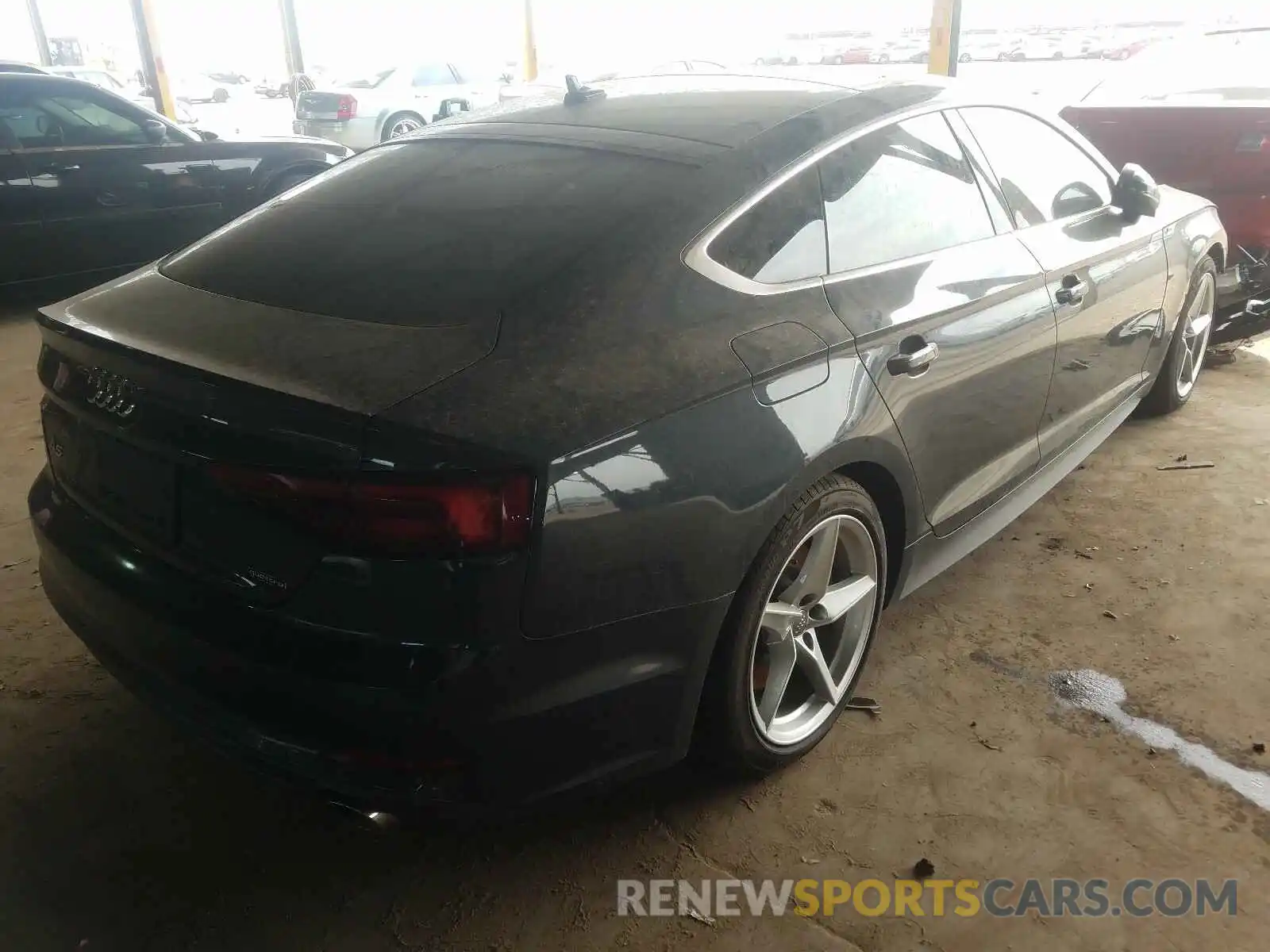 4 Фотография поврежденного автомобиля WAUENCF55KA022646 AUDI A5 2019