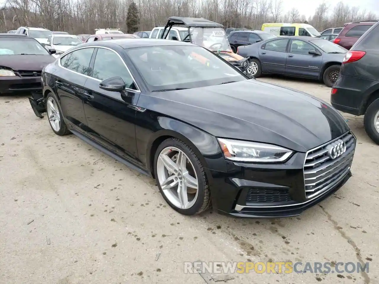 1 Фотография поврежденного автомобиля WAUENCF55KA038233 AUDI A5 2019