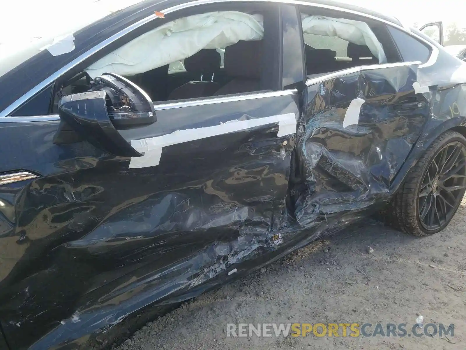 10 Photograph of a damaged car WAUENCF55KA089991 AUDI A5 2019