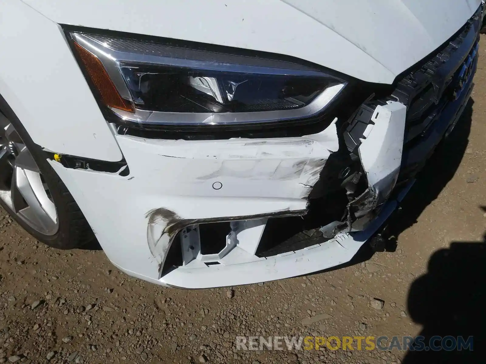 9 Photograph of a damaged car WAUENCF56KA091684 AUDI A5 2019