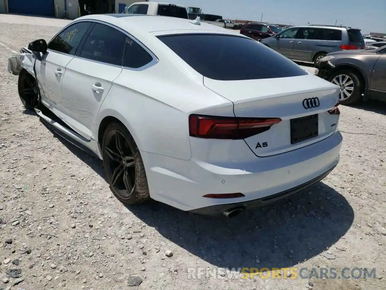 3 Фотография поврежденного автомобиля WAUENCF59KA018938 AUDI A5 2019