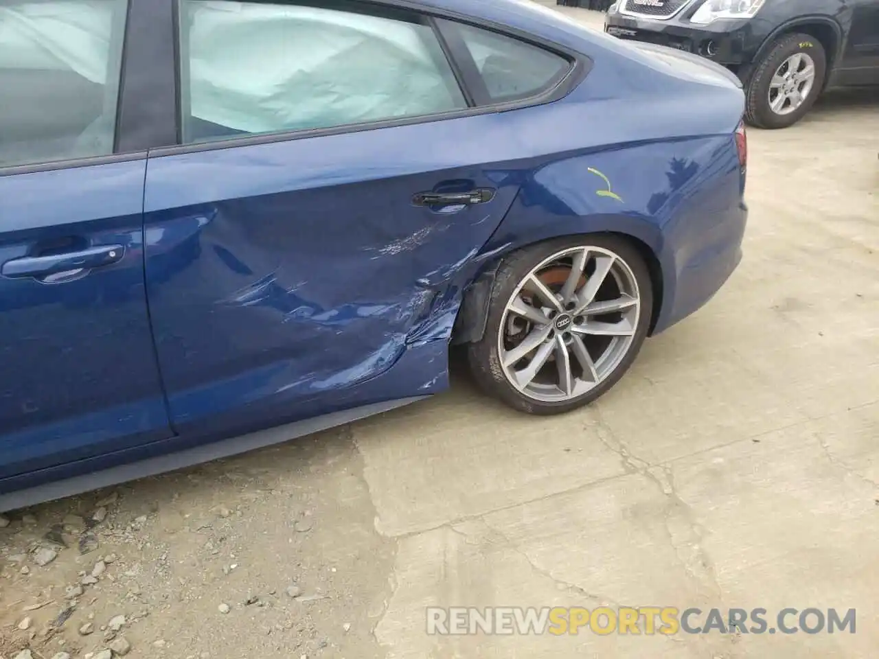 9 Photograph of a damaged car WAUENCF5XKA071986 AUDI A5 2019