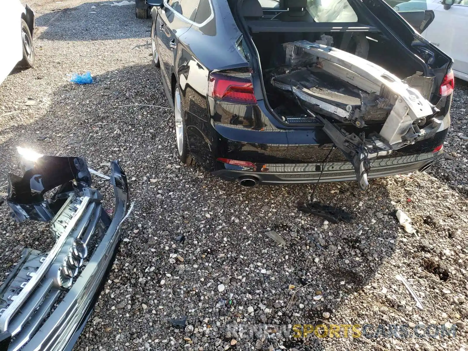 9 Photograph of a damaged car WAUENCF5XKA098234 AUDI A5 2019