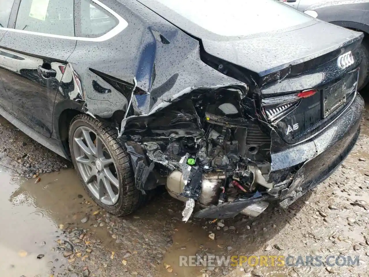 9 Photograph of a damaged car WAUFNCF58KA070291 AUDI A5 2019