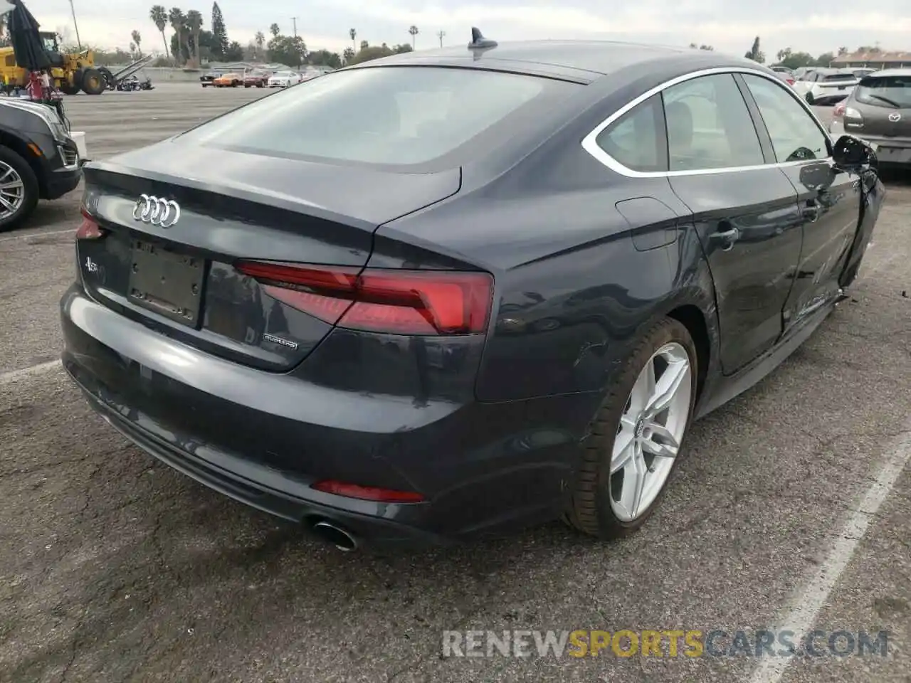 4 Фотография поврежденного автомобиля WAUFNCF59KA065634 AUDI A5 2019