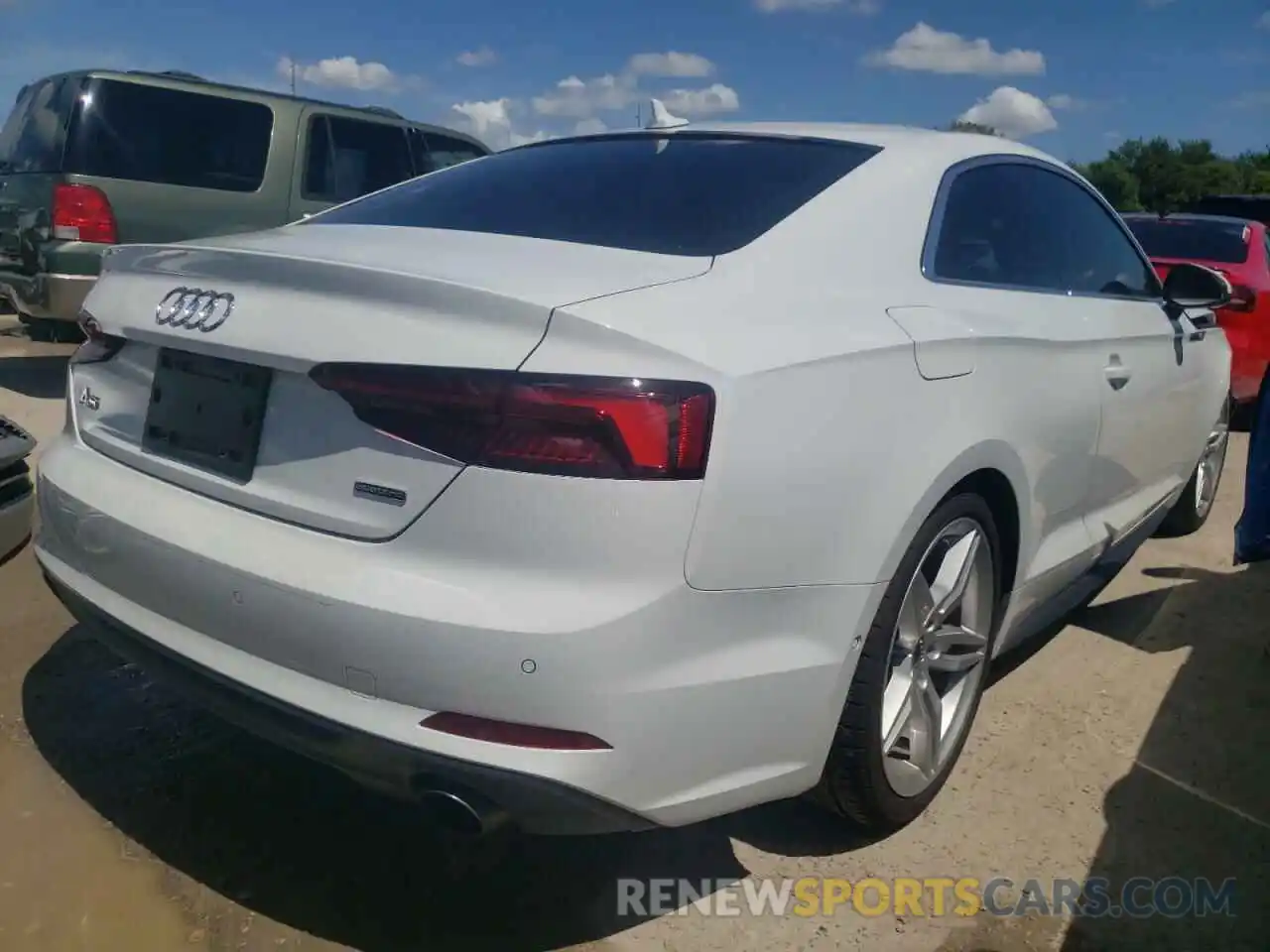 4 Фотография поврежденного автомобиля WAUUNAF58KA005095 AUDI A5 2019