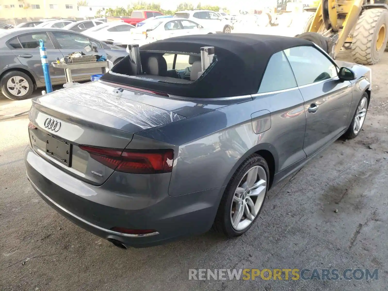 4 Фотография поврежденного автомобиля WAUWNGF58KN001231 AUDI A5 2019