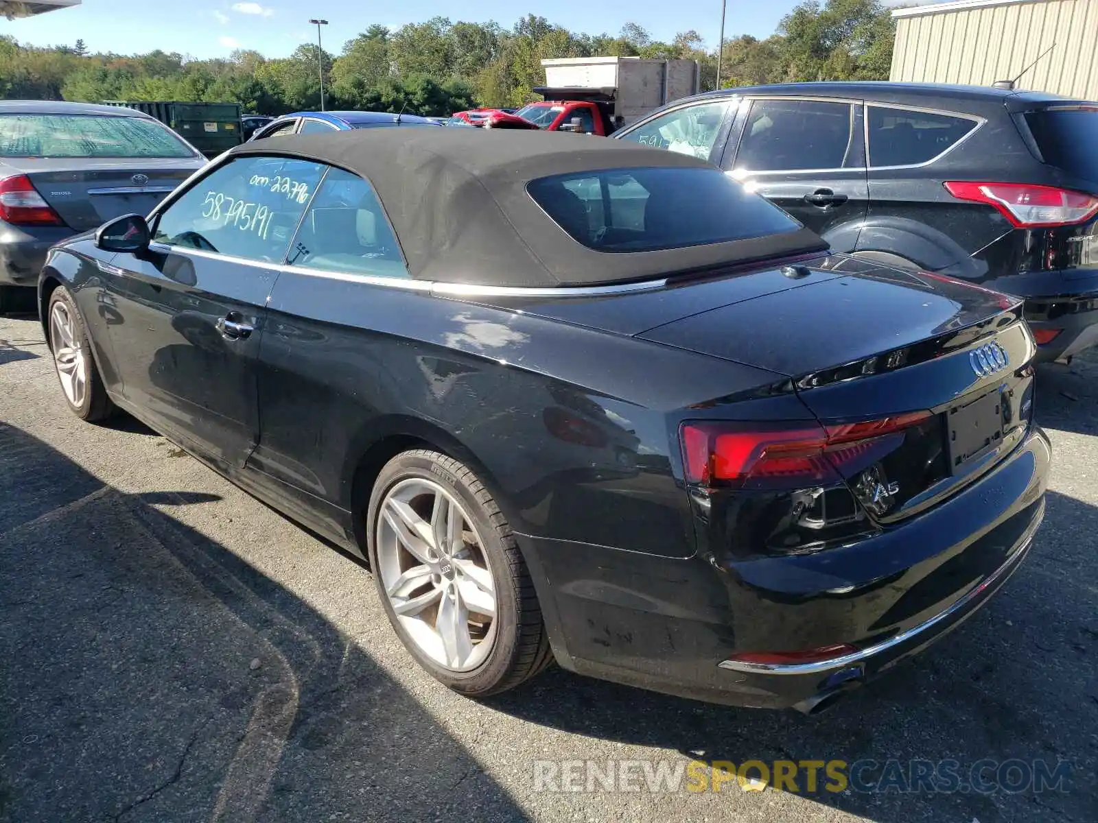 3 Photograph of a damaged car WAUYNGF51KN000589 AUDI A5 2019