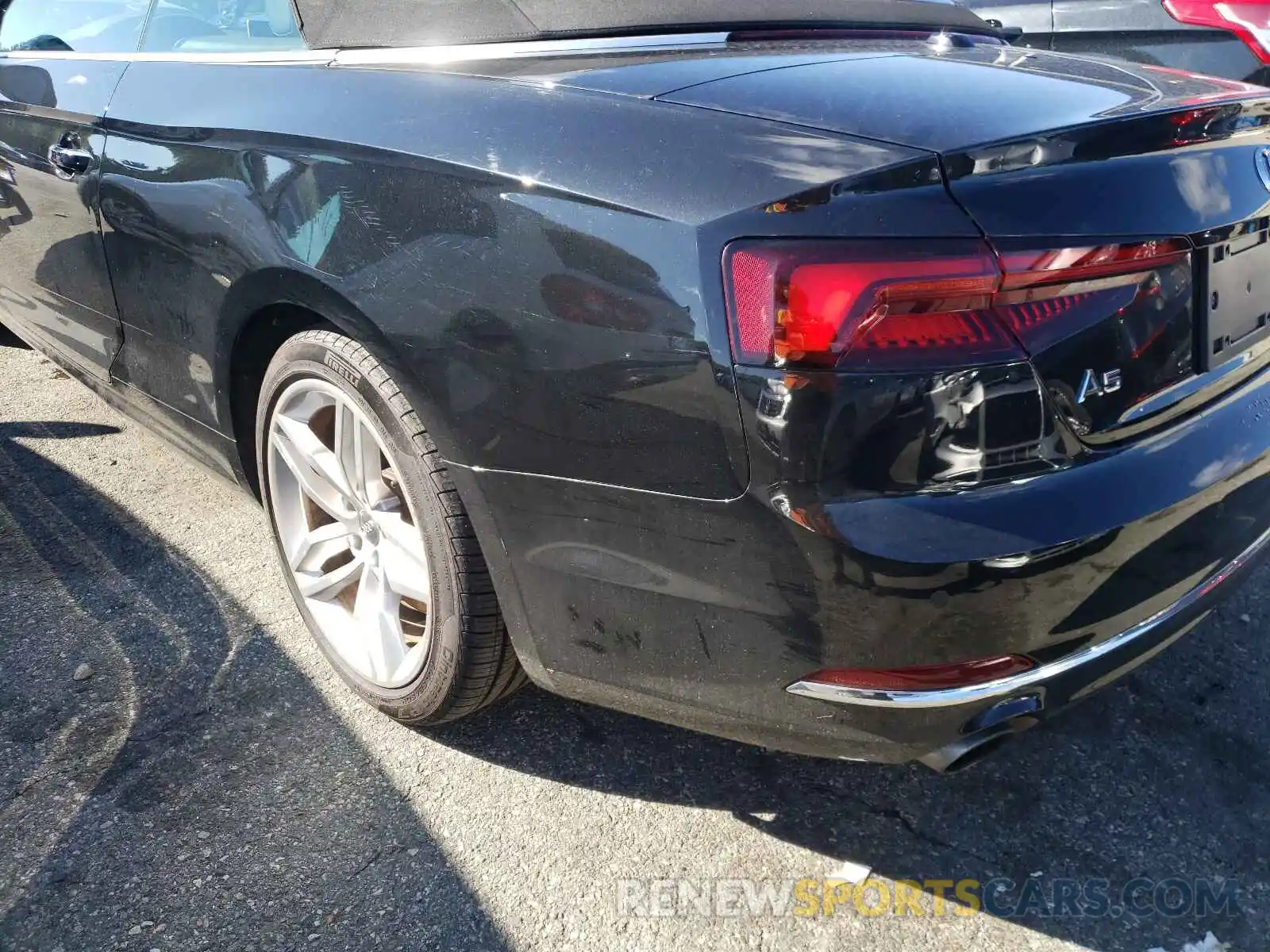 9 Photograph of a damaged car WAUYNGF51KN000589 AUDI A5 2019