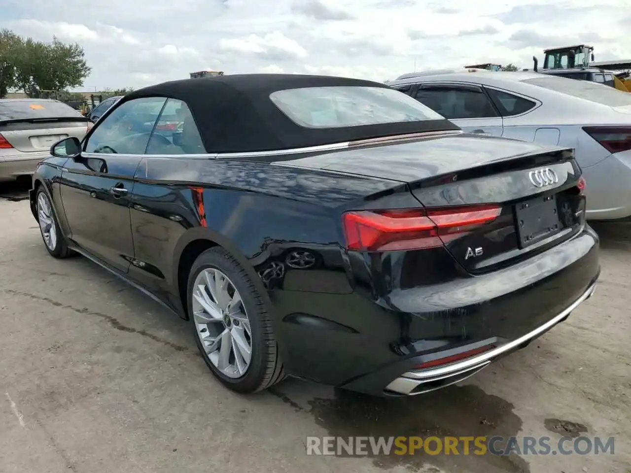 2 Photograph of a damaged car WAU2AGF54MN002504 AUDI A5 2021