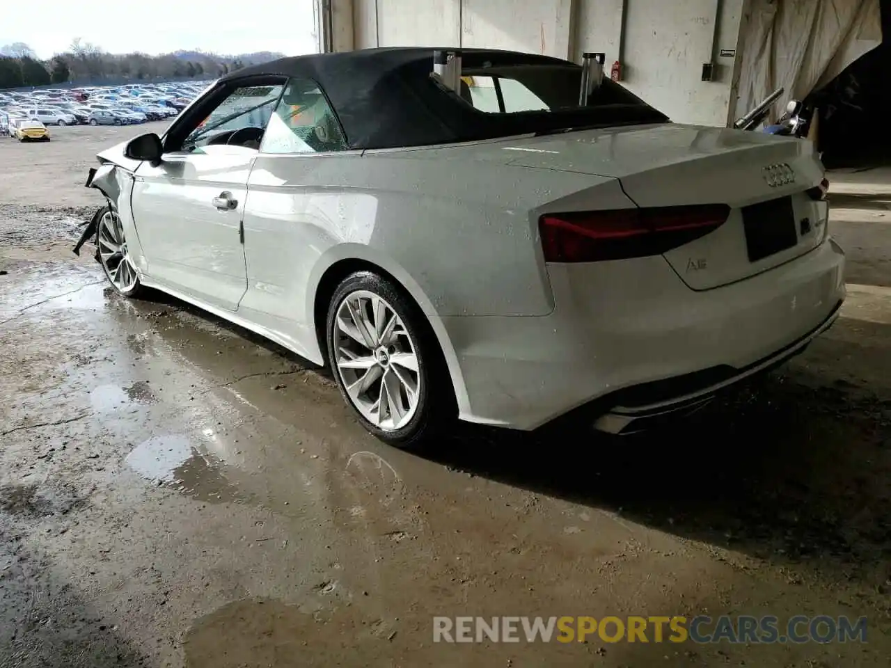 2 Photograph of a damaged car WAU2AGF59MN003177 AUDI A5 2021