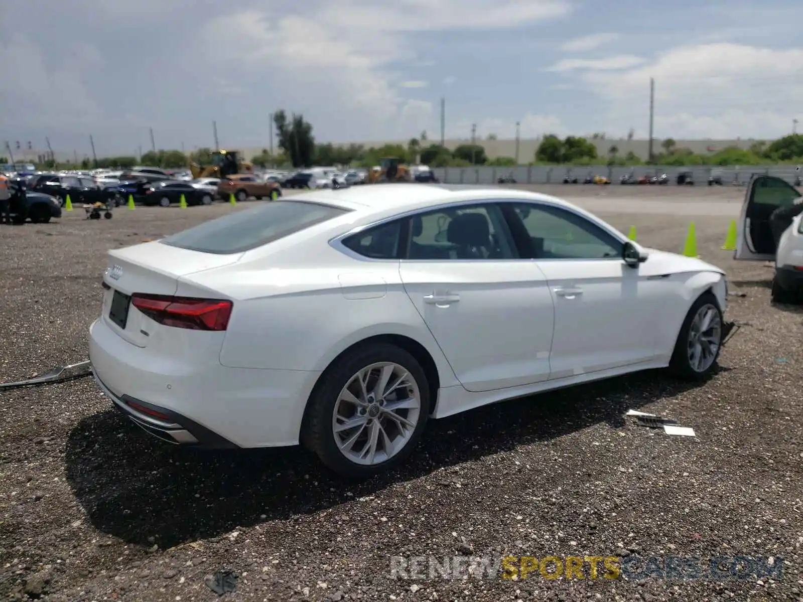 4 Photograph of a damaged car WAUCBCF58MA005472 AUDI A5 2021